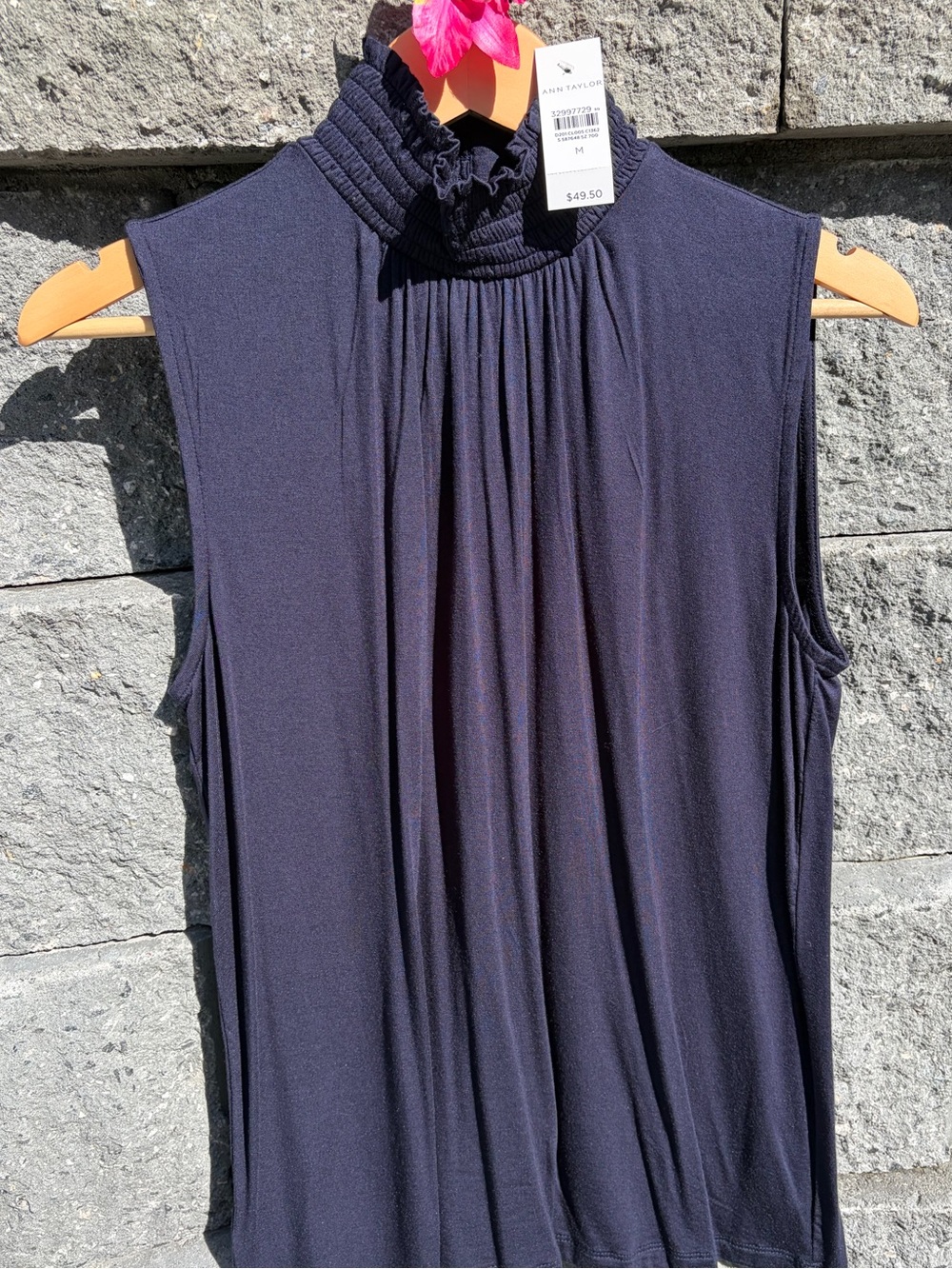 Ann Taylor Navy Sleeveless Ruffled Mock Neck Camisole size medium